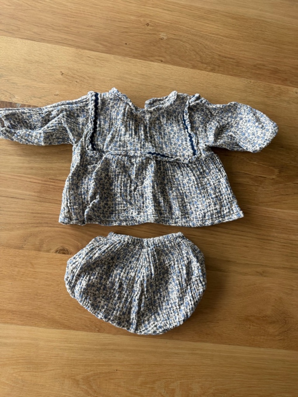 Bebe Organic Carlotta Baby Set Ditsy Floral Size 6 months